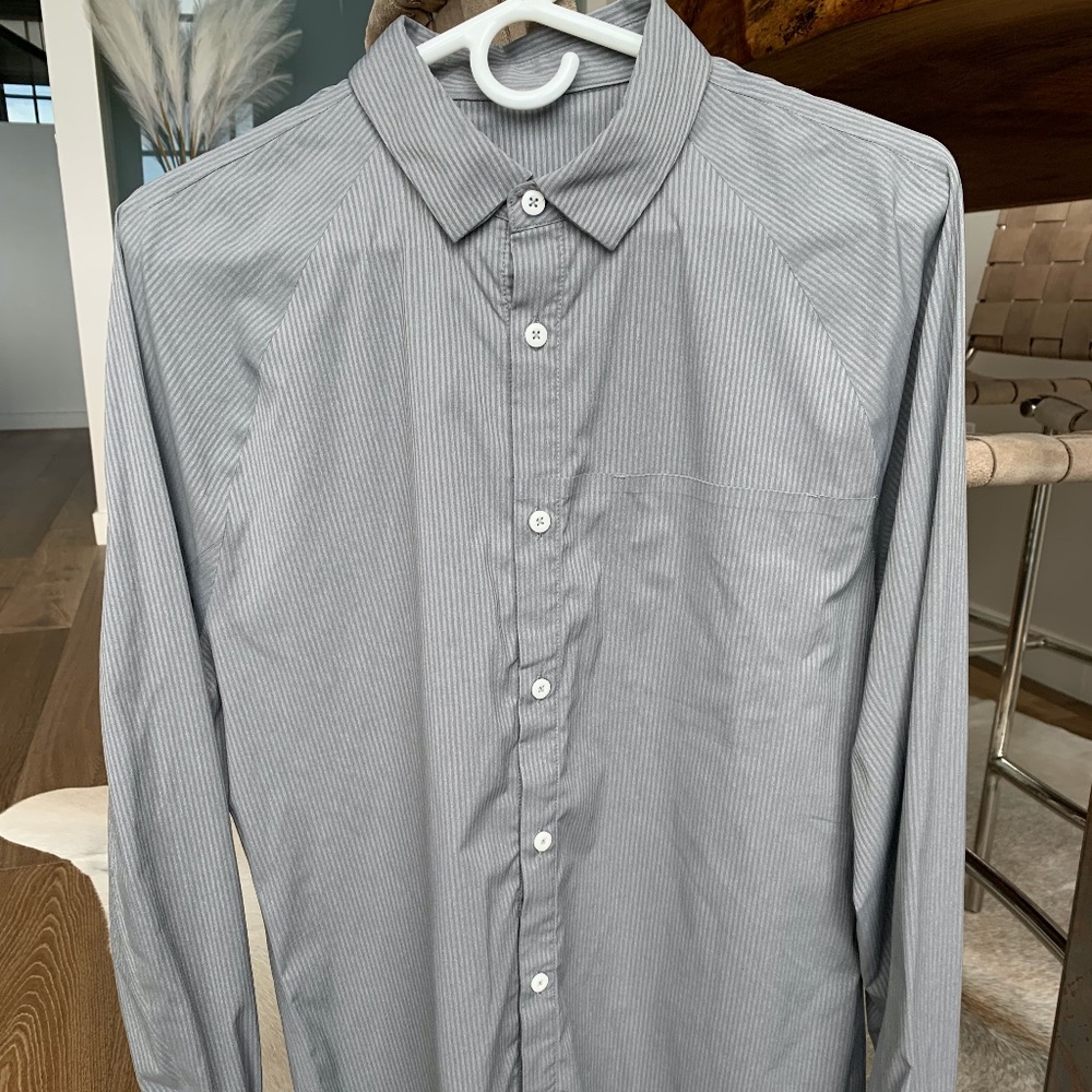 Men's Button Down Lululemon Shirt